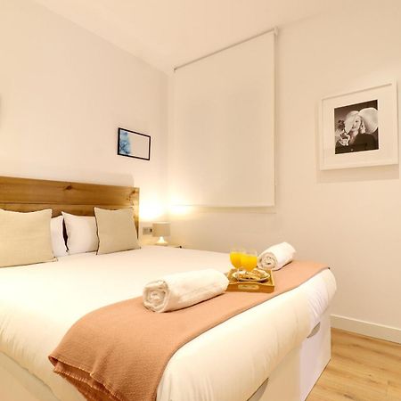 Reina Sofia Suite I Madrid Bagian luar foto