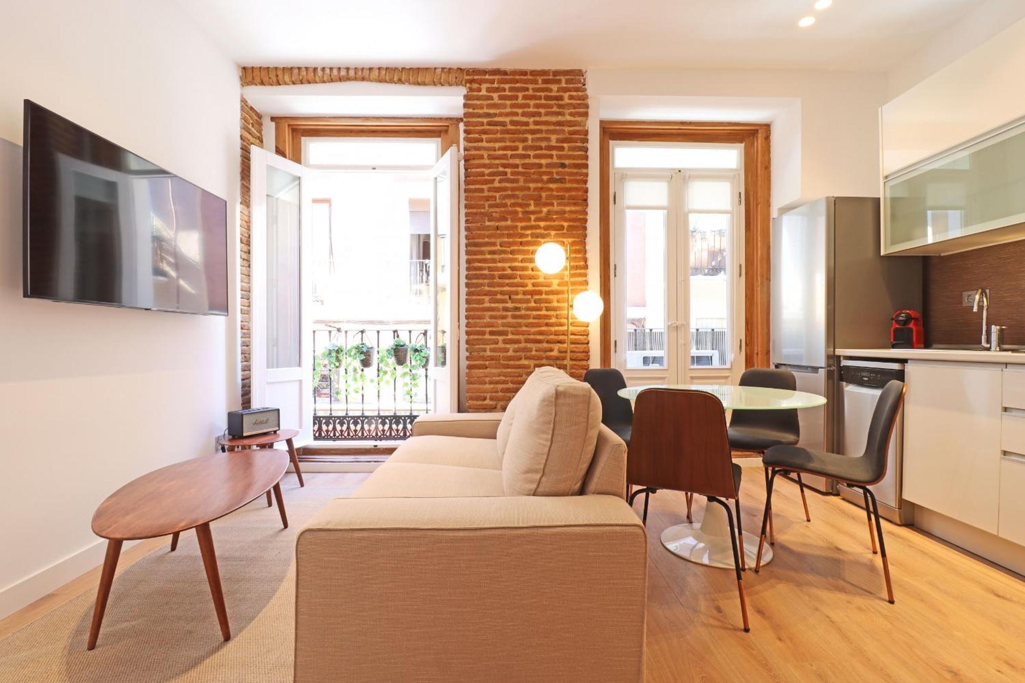 Reina Sofia Suite I Madrid Bagian luar foto